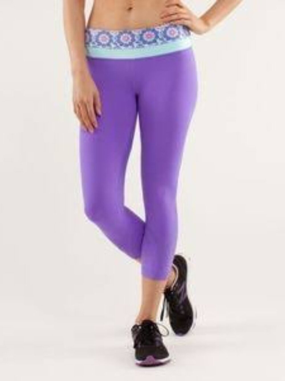 Lululemon Run Inspire Crop II  Woman Leggings Size 6